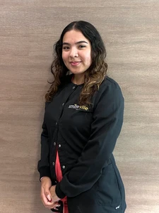 Verenise Front Desk Receptionist